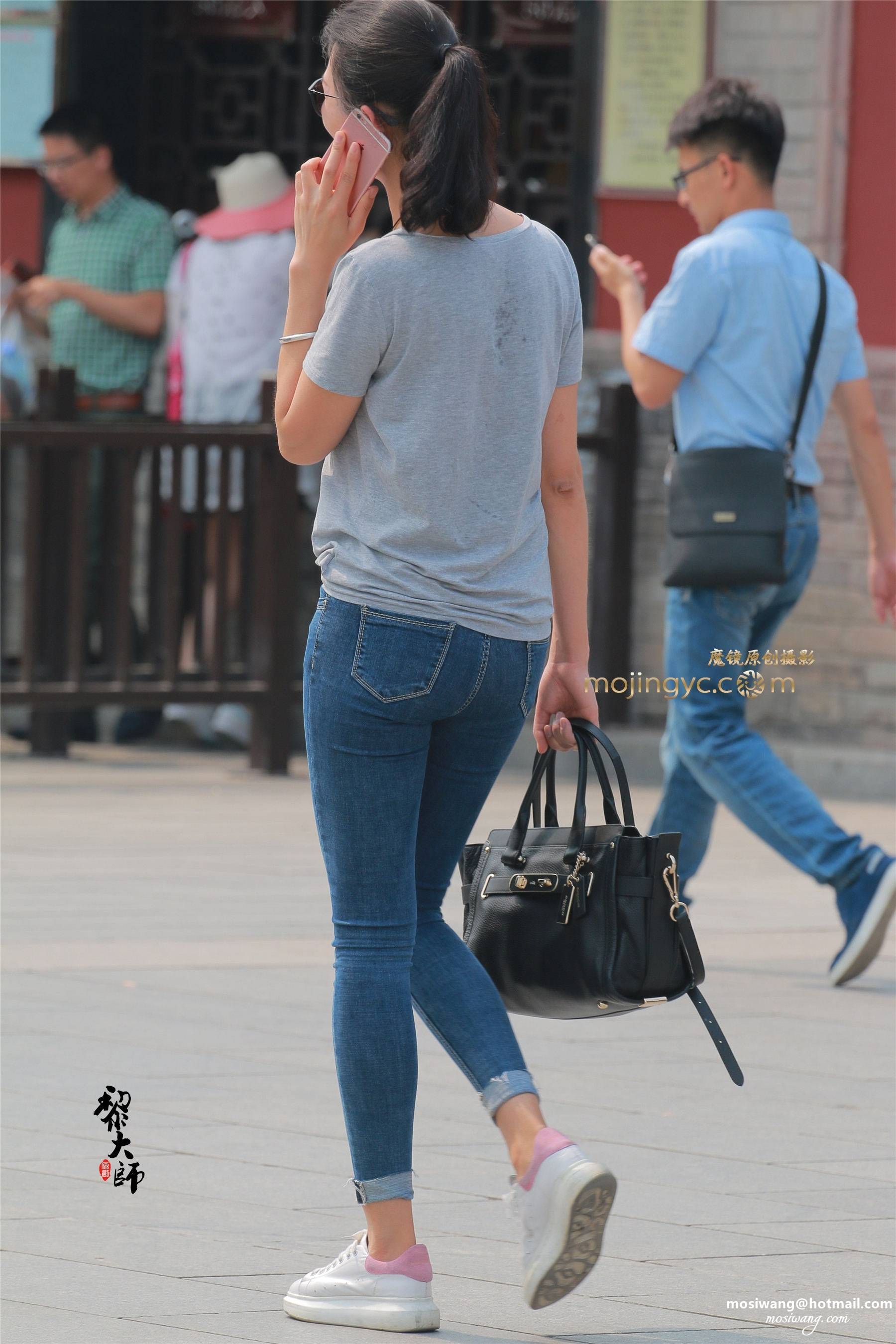 21-大长腿美女，你还是笑起来更漂亮！（20P） [20P]-172530m6kyuc06xgsvxyfn.jpg