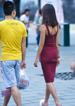 红色一步裙（13P）