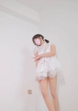 67989-67990在家里穿肉丝的大长腿女孩，小姐姐小姐姐视频