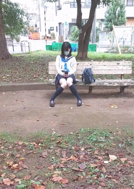 68280在公园里玩了一会回家的jk短裙长腿女邻居小姐姐视频