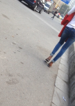 58854-58855-58856-58857-58858逛街的紧身牛仔裤翘臀美女视频