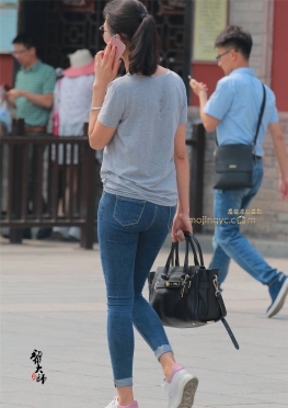 大长腿美女，你还是笑起来更漂亮！（20P）