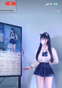 75552-75555超短裙百褶裙黑丝足大长腿极品美女视频