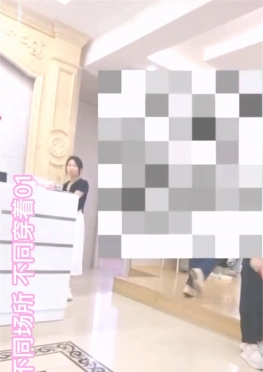 67311逛商场的长裙长腿女孩视频