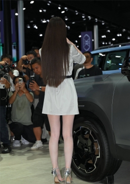 No.9457 气质衬衫Q【114P】大长腿车模白腿高跟鞋小姐姐套图