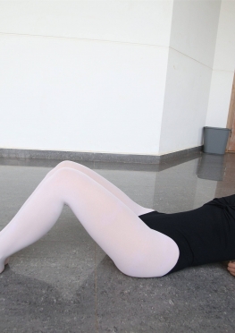 DXG-W008【353P+2V】舞蹈室好多白丝美足长腿女同--套图视频