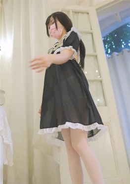 67402在家里爱跳舞的白丝长腿小姐姐视频