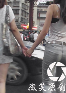 63361紧身裤长腿女孩视频