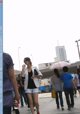 65681-65683让美女换黑丝，白色热裤大长腿美女视频