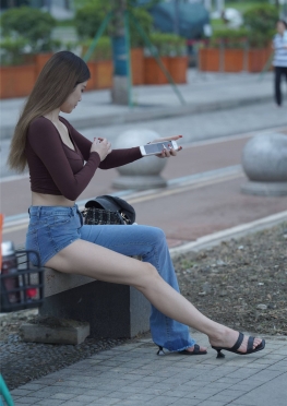 5099你所需要的半条牛仔K【372P】紧身牛仔裤大长腿美女套图