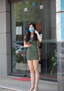 2641绿色短QRS【338P】超短裙大长腿油亮肉丝足小姐姐极品美女