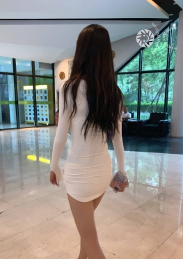 71282-71283极品车模碧玉小姐姐紧身短裙长腿女孩视频